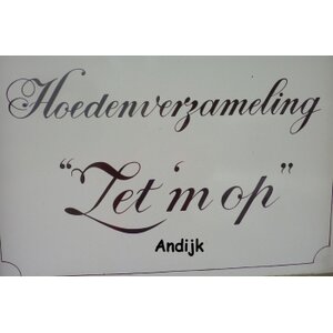 Hoedenmuseum Zet &#039;m op logo