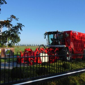 Loonbedrijf en Machineverhuur J.A.N. Koning B.V. image 2