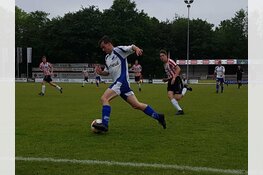 Zwaluwen’30 onderuit, doelpuntrijk gelijkspel Hollandia