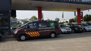 Dierenambulance West-Friesland rijdt weer: "Bus is picobello!"