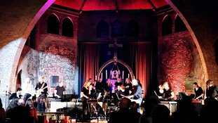 Slagwerkgroep Ursem geeft een bijzonder concert in de Bavokerk