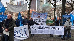 Boze dijkbewoners naar Tweede Kamer: "Onze dijk moet behouden blijven!"