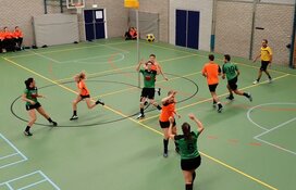 ADOS pakt in slotfase volle buit