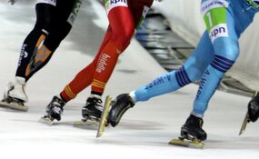 Simon Schouten wint eerste marathon op natuurijs