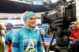 Irene Schouten sluit schaatsseizoen in stijl af