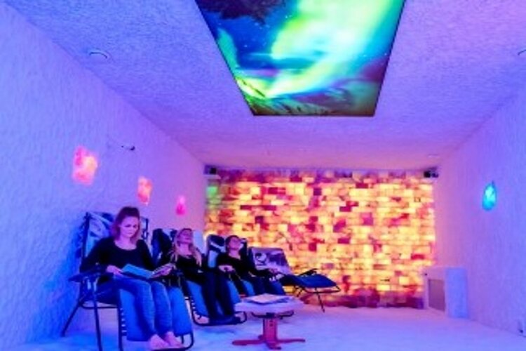 “Genezen” in een zoutkamer van Halomedics in Limmen, Hoorn en Schagen