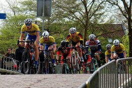 Na 55 edities geen Oranjeronde in Enkhuizen: "We hebben er een flinke kater van"