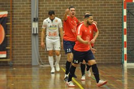 Hovocubo bereikt finale play-offs