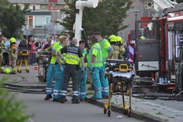 Dode bij zeer grote brand in appartementencomplex Hoorn