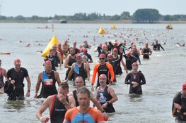 Profs heersen tijdens Ironman Hoorn; winst voor Tristan Olij en Tessa Kortekaas