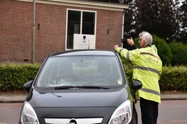 Wielrenner zwaargewond door aanrijding in Oosterblokker