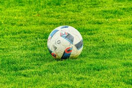 Hollandia gedeeld koploper na moeilijke uitzege bij VV Emmen