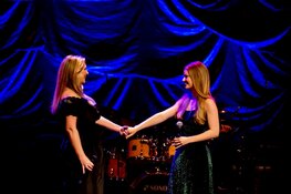 Petra Berger samen met dochter Babette in Schouwburg het Park