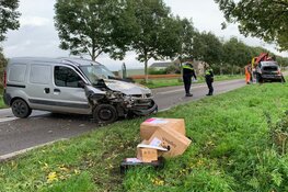 Twee gewonden bij botsing Wervershoof