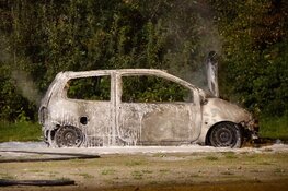 Auto in brand in Hoorn