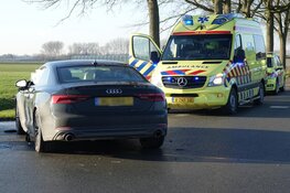 Auto te water bij botsing
