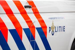Tweetal opgepakt voor &#39;vuurwerkmishandeling&#39; Siebe (73) uit Andijk