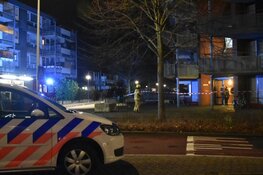 Zwaargewonde bij grote brand in zorginstelling Hoorn: ruim 20 bewoners geëvacueerd