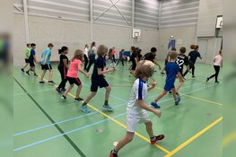 “Stap, stap, zij-sluit-zij” en een lekkere beat