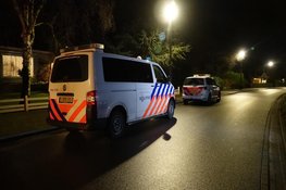 Gewonde man valt zijn helpers aan in hun eigen huis: "Opeens sprong hij bovenop me"