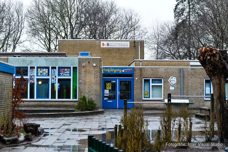 Twee leerlingen Hoornse school naar huis gestuurd vanwege mogelijke besmetting met COVID-19