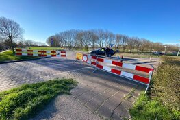 Kooizandweg Enkhuizen afgesloten op last van burgemeester
