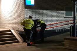 Man aangehouden op station Schagen na spugen naar medereizigers