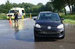 Auto te water na botsing