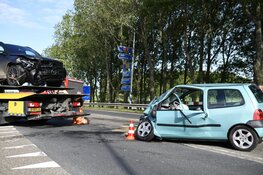 Auto's botsten in Wognum: afrit A7 dicht