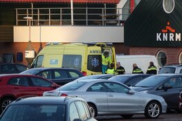 Persoon te water in Enkhuizen