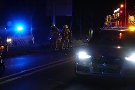 Auto te water bij Venhuizen na politie-achtervolging