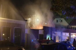 Uitslaande brand bij Turkse bakkerij in Hoorn