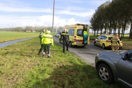 Auto te water gereden in Wognum