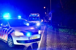 Auto belandt op z&#39;n kant in Hoorn, voertuig total loss