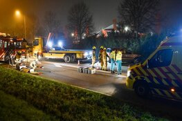 Beknelde automobiliste door brandweer bevrijd na ongeval in Hoorn