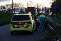 Wielrenner gewond na botsing in Enkhuizen