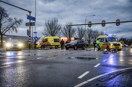 Fietser zwaargewond na frontale aanrijding