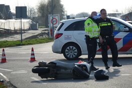 Scooterrijder raakt gewond bij aanrijding