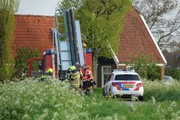 Auto raakt te water in Medemblik: bestuurder gevlucht