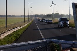Lange file op A7 door ongeluk thv Oudendijk