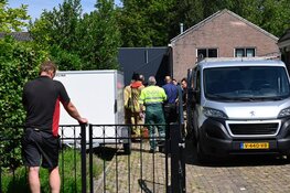 Muur valt om tijdens werkzaamheden in Hoogkarspel