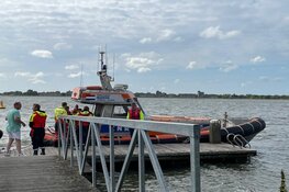 Persoon te water geraakt in Hoorn, slachtoffer met spoed naar ziekenhuis gebracht