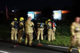 Auto ontbrandt tijdens het rijden in Enkhuizen