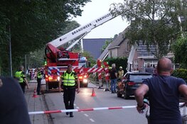Schuurbrand door zonnepanelen in Andijk
