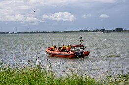 Vijf reddingsboten uitgerukt voor &#39;medisch noodgeval&#39;