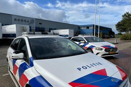 Brand bij doodskistenmakerij in Enkhuizen