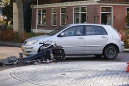 Man op driewieler aangereden op rotonde in Venhuizen