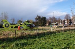 Voetganger aangereden op zebrapad in Enkhuizen: slachtoffer per traumahelikoper naar ziekenhuis