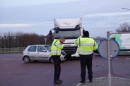 Aanrijding met vrachtwagen in Zwaagdijk-Oost