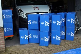 Alkmaars bedrijf Muscle Meals levert gratis veganpakketten af aan Voedselbank Langedijk